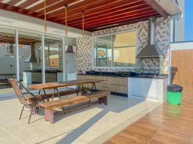 Sobrado com 3 Quartos à venda, 330m² no Eldorado, Porto Velho