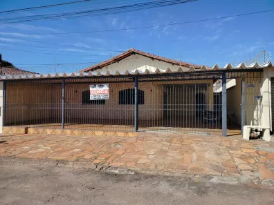 Casa com 4 Quartos para alugar, 10m² no Setor Sudoeste, Goiânia