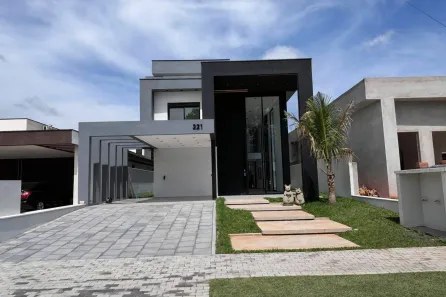 Sobrado com 3 Quartos à venda, 320m² no Fazenda Palao (Alpes de Guararema), Guararema