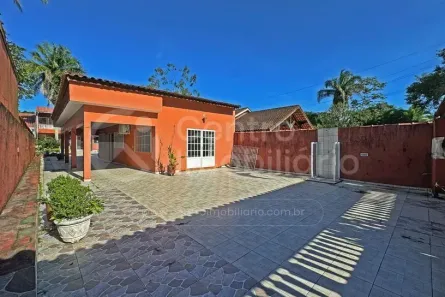 Casa com 4 Quartos à venda, 248m² no Quinta do Guarau, Peruíbe