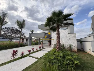 Casa de Condomínio com 4 Quartos à venda, 241m² no Ninho Verde II, Pardinho