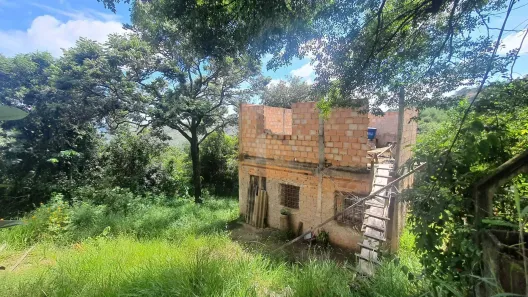Lote/Terreno à venda, 890m² no Nossa Senhora de Fátima, Sabará