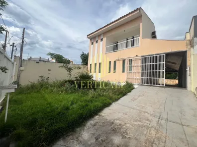Sobrado com 5 Quartos à venda, 232m² no Dom Aquino, Cuiabá