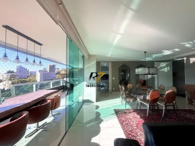 Apartamento com 3 Quartos para alugar, 230m² no Santa Lúcia, Belo Horizonte