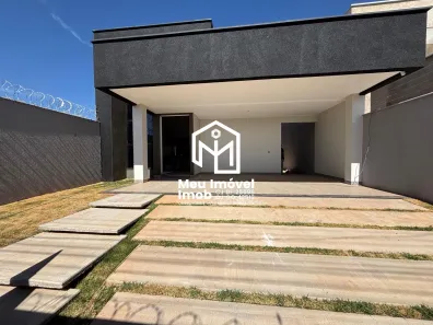 Casa com 3 Quartos à venda, 146m² no Centro, Luziânia