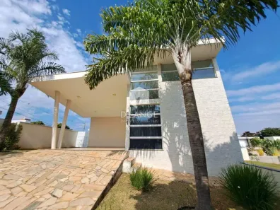 Casa de Condomínio com 3 Quartos para alugar, 189m² no Swiss Park, Campinas