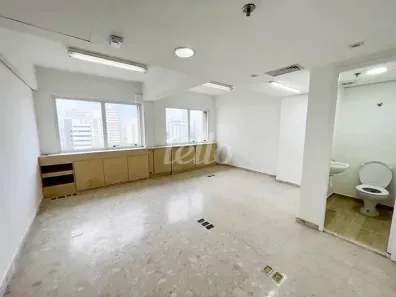 Sala Comercial à venda, 28m² no Liberdade, São Paulo