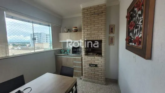 Apartamento com 3 Quartos à venda, 106m² no Santa Mônica, Uberlândia
