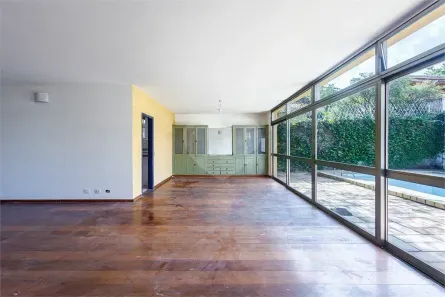 Casa com 4 Quartos para venda ou aluguel, 570m² no Alto de Pinheiros, São Paulo