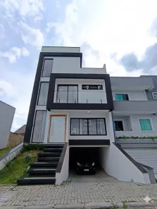 Casa de Condomínio com 3 Quartos à venda, 217m² no Pinheirinho, Curitiba