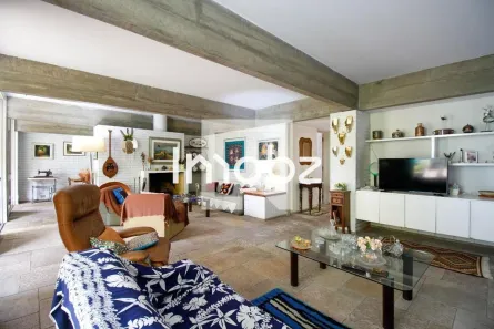 Casa com 5 Quartos à venda, 300m² no Pinheiros, São Paulo