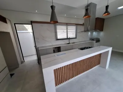 Casa com 3 Quartos à venda, 250m² no Granja Olga I, Sorocaba