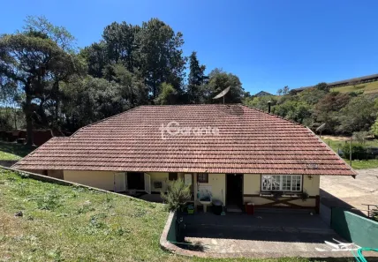 Casa com 6 Quartos à venda, 1440m² no , Campos do Jordão