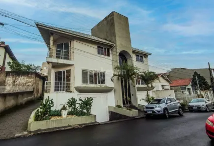 Casa com 3 Quartos à venda, 121m² no Centro, Tubarão