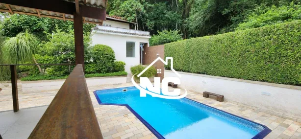 Casa de Condomínio com 4 Quartos à venda, 300m² no Vila Progresso, Niterói