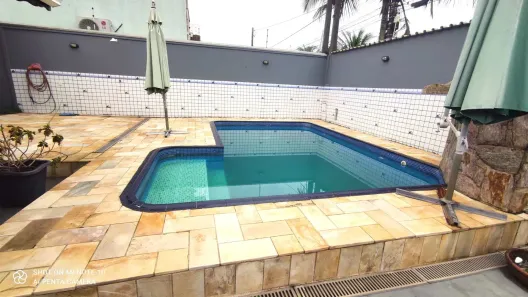 Casa com 4 Quartos à venda, 267m² no Flórida, Praia Grande