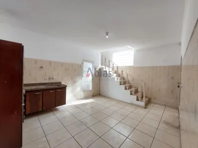 Casa com 3 Quartos para alugar, 120m² no Núcleo Residencial Silvio Vilari, São Carlos