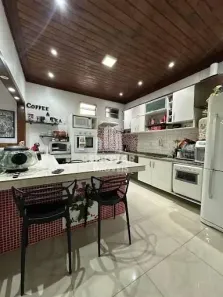 Casa com 3 Quartos à venda, 180m² no Chácara Olaria, Mogi das Cruzes