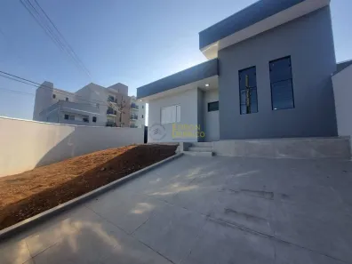 Casa com 3 Quartos à venda, 90m² no Loteamento Residencial e Comercial Flamboyant, Pindamonhangaba