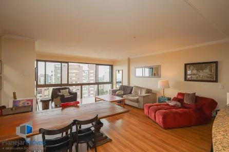 Apartamento com 3 Quartos à venda, 123m² no Três Figueiras, Porto Alegre
