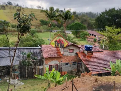 Fazenda/Sítio com 3 Quartos à venda, 100m² no Jardim Sandra Maria, Taubaté