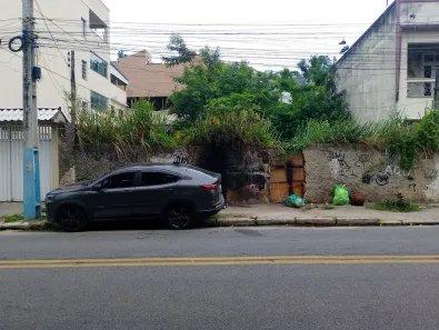 Lote/Terreno à venda, 360m² no Centro, São Gonçalo