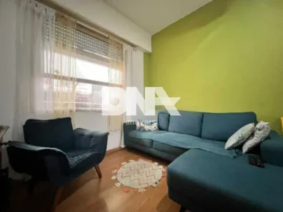 Apartamento com 2 Quartos à venda, 69m² no Leme, Rio de Janeiro
