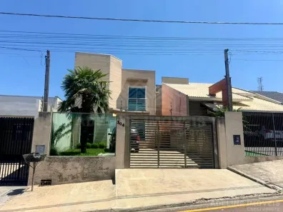 Sobrado com 3 Quartos para venda ou aluguel, 170m² no Jardim Europa, Carambeí