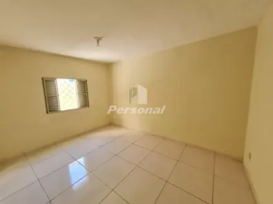 Casa com 3 Quartos para alugar, 125m² no Terra Nova, Taubaté