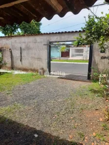 Casa com 5 Quartos à venda, 165m² no Santa Mônica, Uberlândia