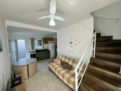 Sobrado com 2 Quartos à venda, 49m² no Caiçara, Praia Grande