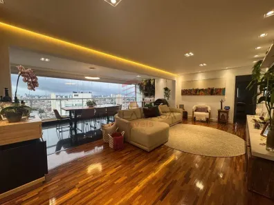 Apartamento com 3 Quartos à venda, 135m² no Vila Bertioga, São Paulo