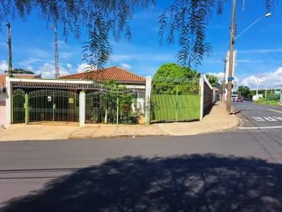 Casa com 2 Quartos à venda, 154m² no Jardim Bandeirantes, São Carlos