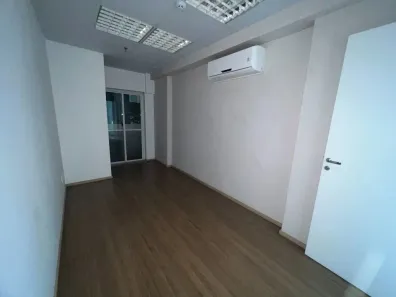 Sala Comercial para alugar, 72m² no Vila Olímpia, São Paulo