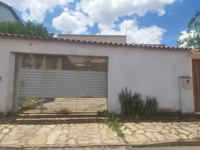 Sobrado com 3 Quartos à venda, 200m² no Setor Habitacional Vicente Pires, Brasília