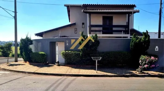 Sobrado com 5 Quartos à venda, 273m² no Jardim Regina, Indaiatuba