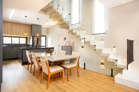 Casa de Condomínio com 3 Quartos à venda, 227m² no Cabral, Curitiba