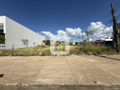 Lote/Terreno para alugar, 600m² no Shopping Park, Uberlândia