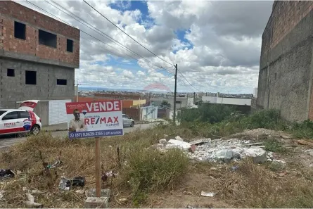 Lote/Terreno à venda, 165m² no Santo Antônio, Garanhuns
