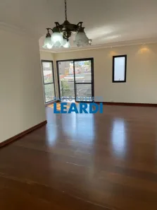 Apartamento com 3 Quartos para alugar, 140m² no Alto da Lapa, São Paulo