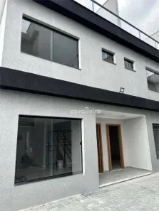 Casa com 2 Quartos para alugar, 97m² no Jardim Atlântico Oeste (Itaipuaçu), Maricá