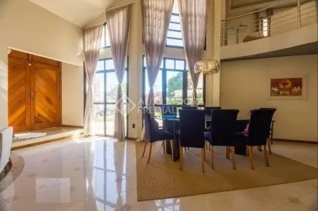 Casa com 4 Quartos à venda, 330m² no Itacorubi, Florianópolis