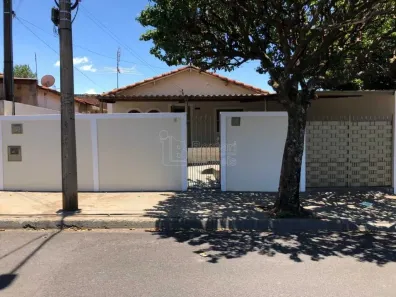Casa com 4 Quartos à venda, 188m² no Jardim Roberto Selmi Dei, Araraquara