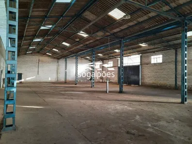 Galpão/Depósito/Armazém à venda, 2396m² no Cinco, Contagem