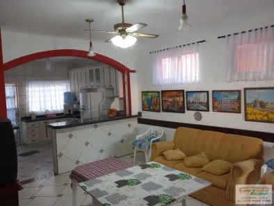 Casa com 3 Quartos à venda, 177m² no Balneário Três Marias, Peruíbe