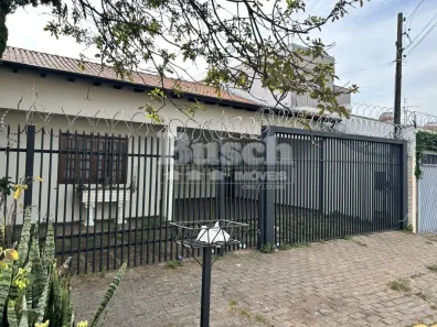 Casa com 3 Quartos para alugar, 150m² no Vila Souto, Bauru