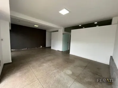 Sala Comercial com 7 Quartos para alugar, 151m² no Vila Jussara, Anápolis