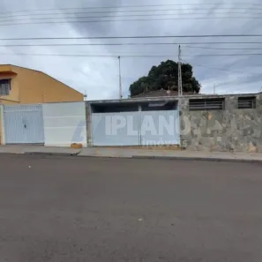 Casa com 3 Quartos à venda, 176m² no Vila Prado, São Carlos