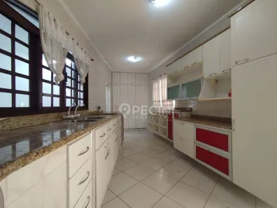 Casa com 6 Quartos para alugar, 249m² no Vila Nova, Rio Claro