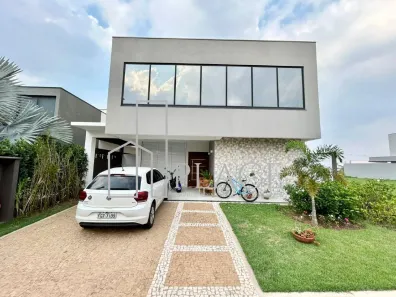 Casa com 3 Quartos à venda, 224m² no Jardim São Domingos, Marília